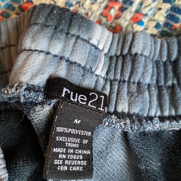 Rue 21 tie dye shorts 🤍 - Picture 3 of 5